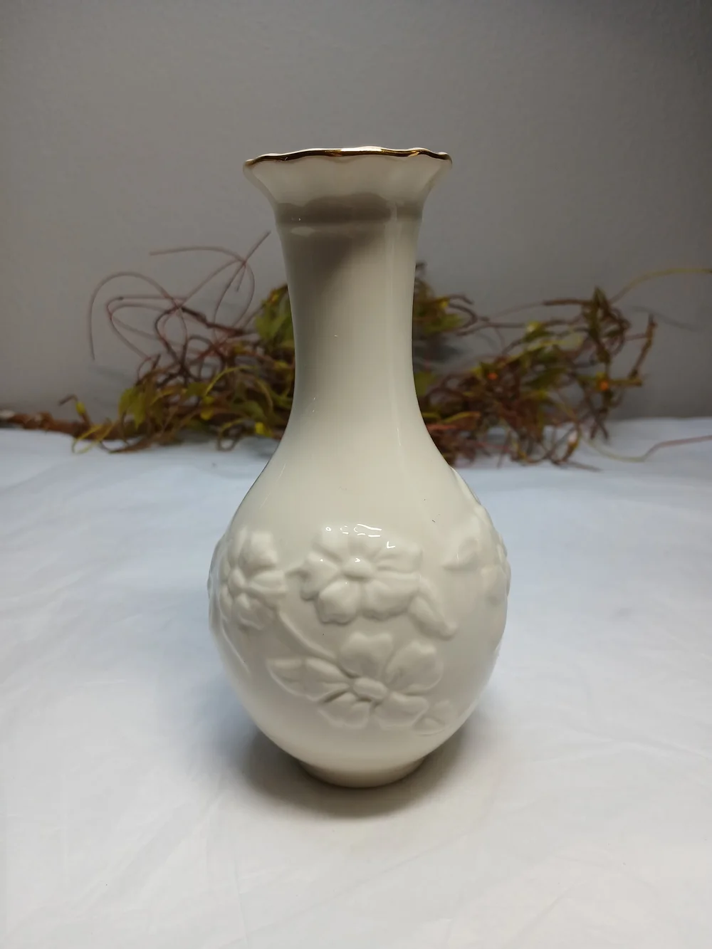 Lenox White Ceramic Bud Vase with Gold Trim